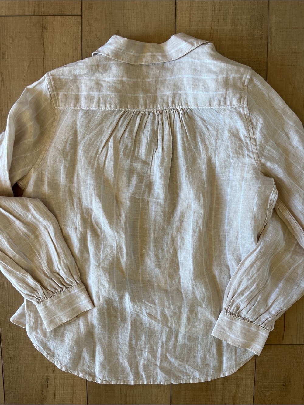 Lands' End Women's Cream Linen Button-Down Shirt - Picture 3 of 4